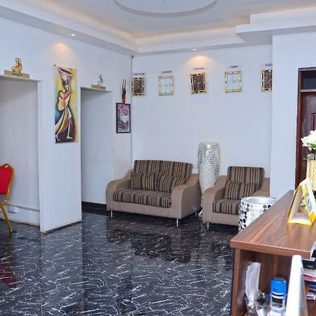 Dianwill Hotel Εντέμπε Εξωτερικό φωτογραφία
