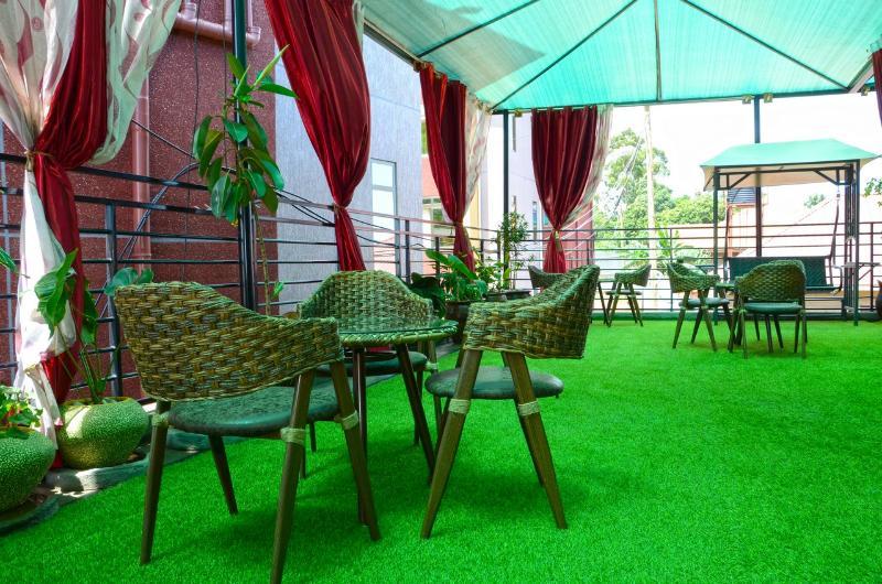Dianwill Hotel Εντέμπε Εξωτερικό φωτογραφία